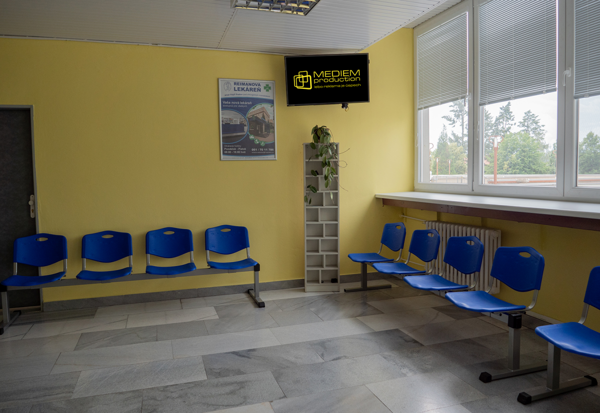 M55 - Cievna chirurgia, diabetická noha - Nemocnica sv. Reimana, ul. Jána Hollého 14, PO — DOOH-Bildschirm in Fakultná nemocnica J.A. Reimana, Prešov