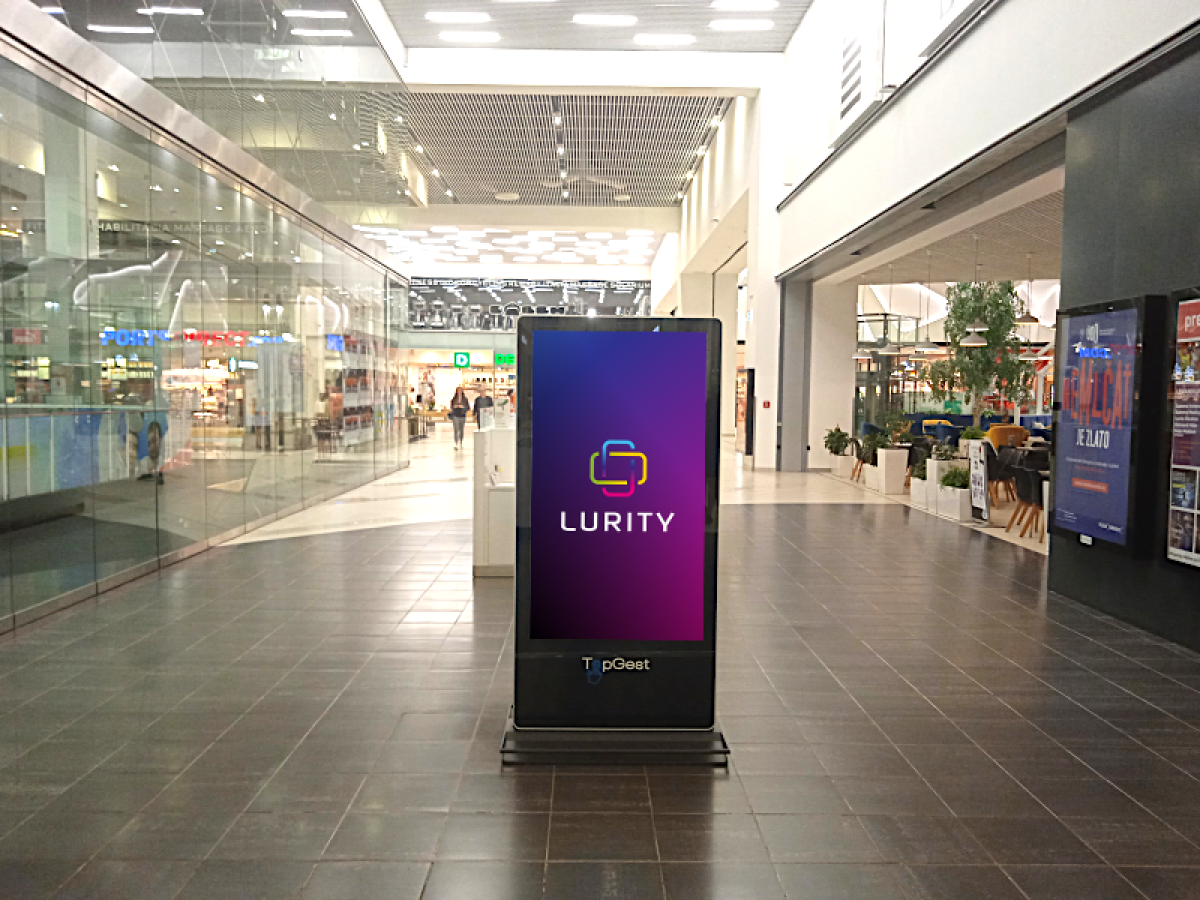 Avion 5B — DOOH screen at Avion Shopping Park, Bratislava