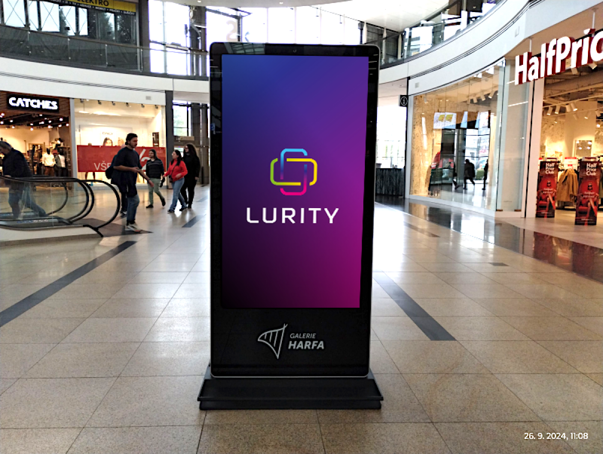 S11 — DOOH screen at Galerie Harfa vertikal A, Praha