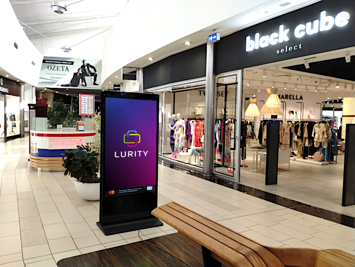 OC Optima Kosice 7A — DOOH screen at OC Optima, Košice