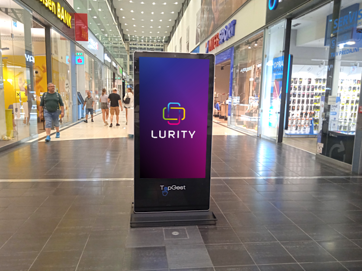 Avion 5A — DOOH screen at Avion Shopping Park, Bratislava