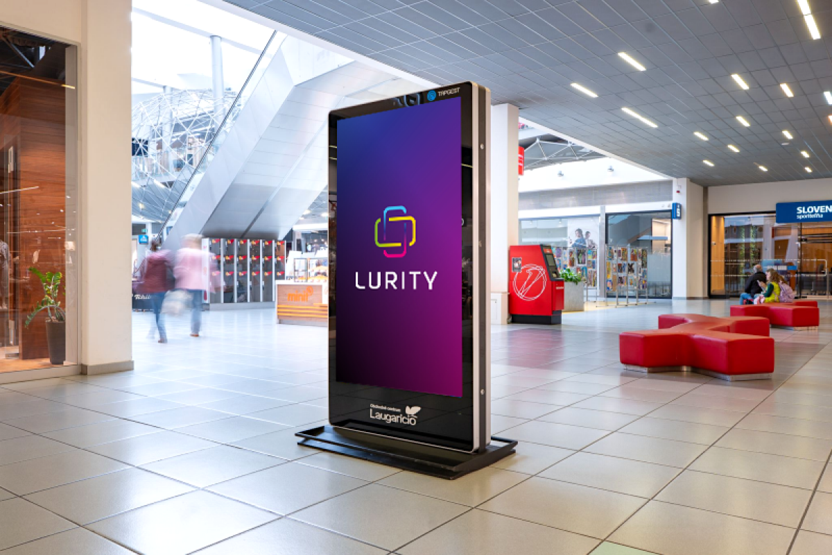 OC Laugaricio Trenčín 2B — DOOH screen at OC Laugaricio, Trenčín
