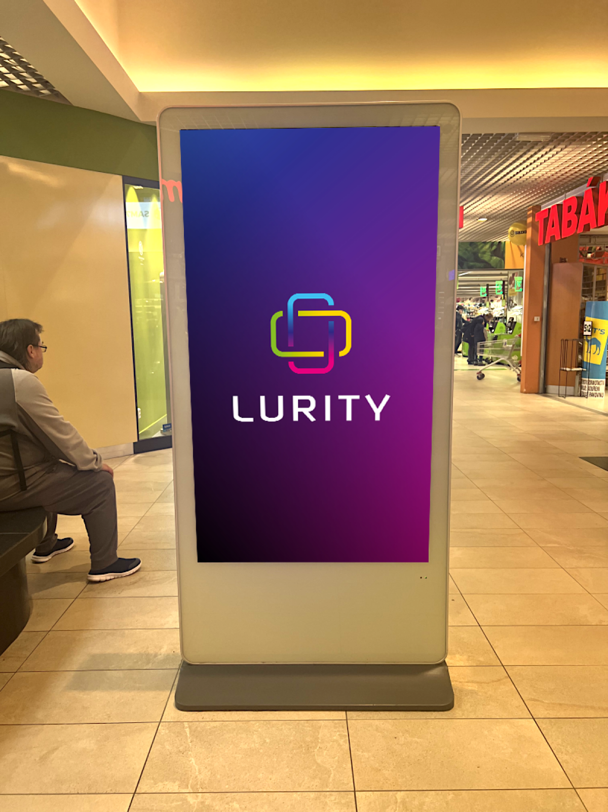 Plody zeme — DOOH screen at OC ELAN, Havířov