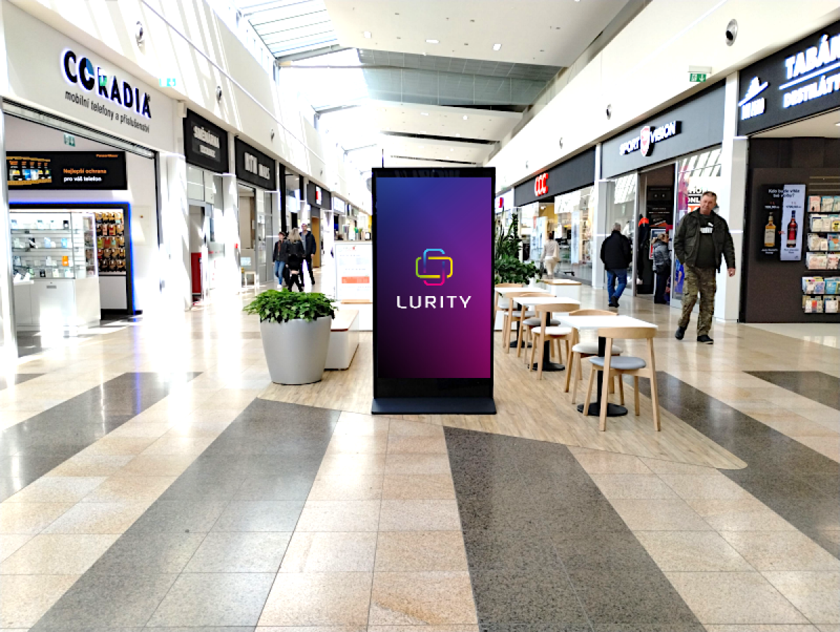 OC Géčko2B Electro World — DOOH screen at Géčko České Budějovice, České Budějovice