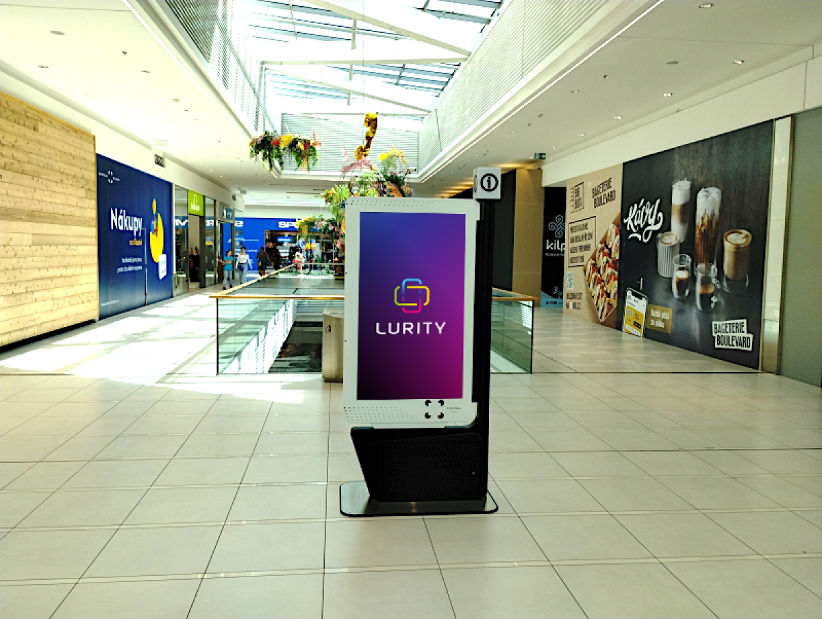 OC Central Kladno 4A Lindex 2P — DOOH screen at Central Kladno, Kladno