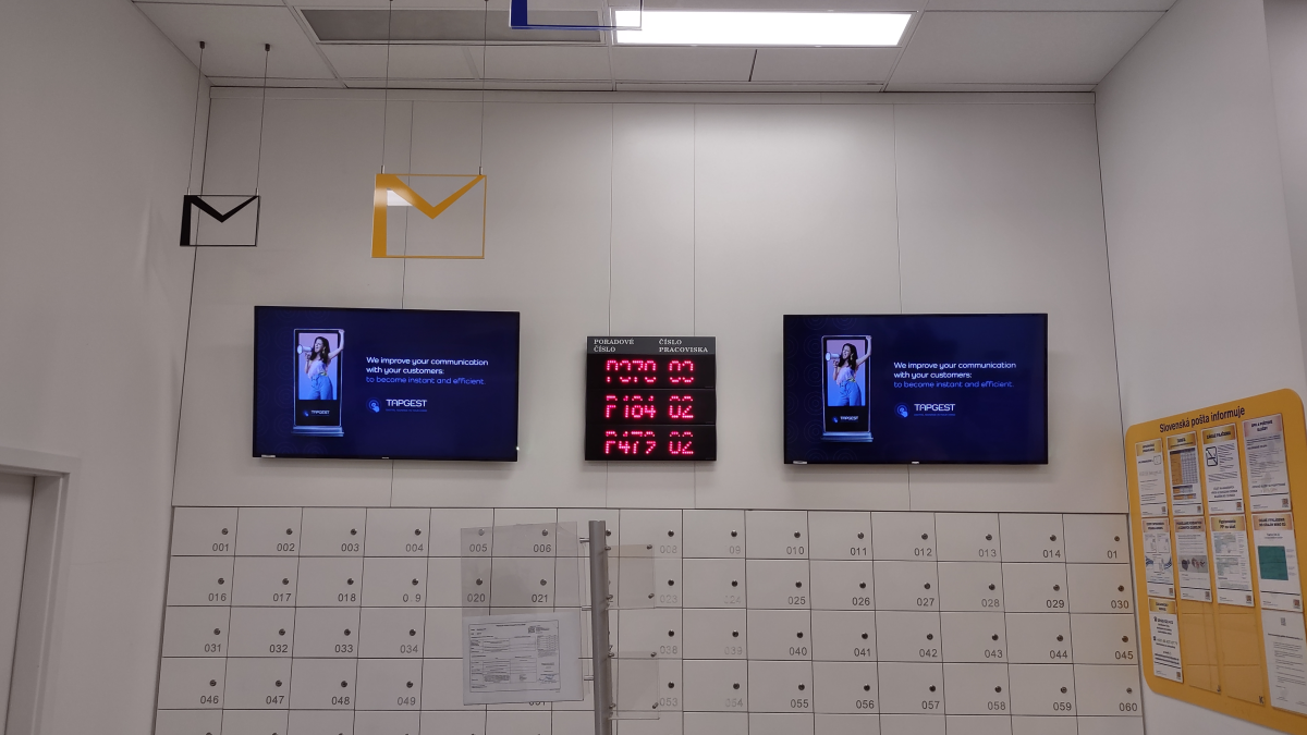 Pošta 218 Bratislava 1B — DOOH screen at Pošta 218 Central Bratislava, Bratislava