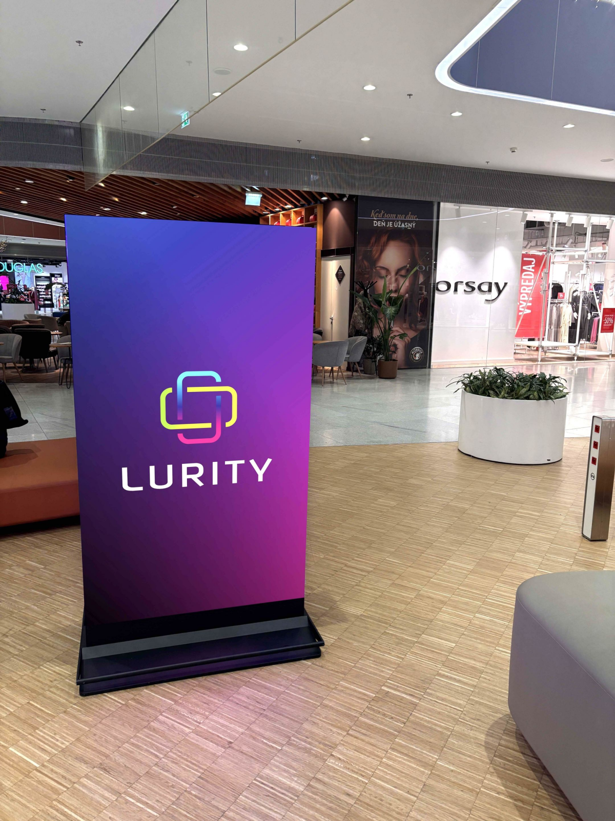 Bory Mall LED 5A — DOOH screen at Bory Mall, Bratislava