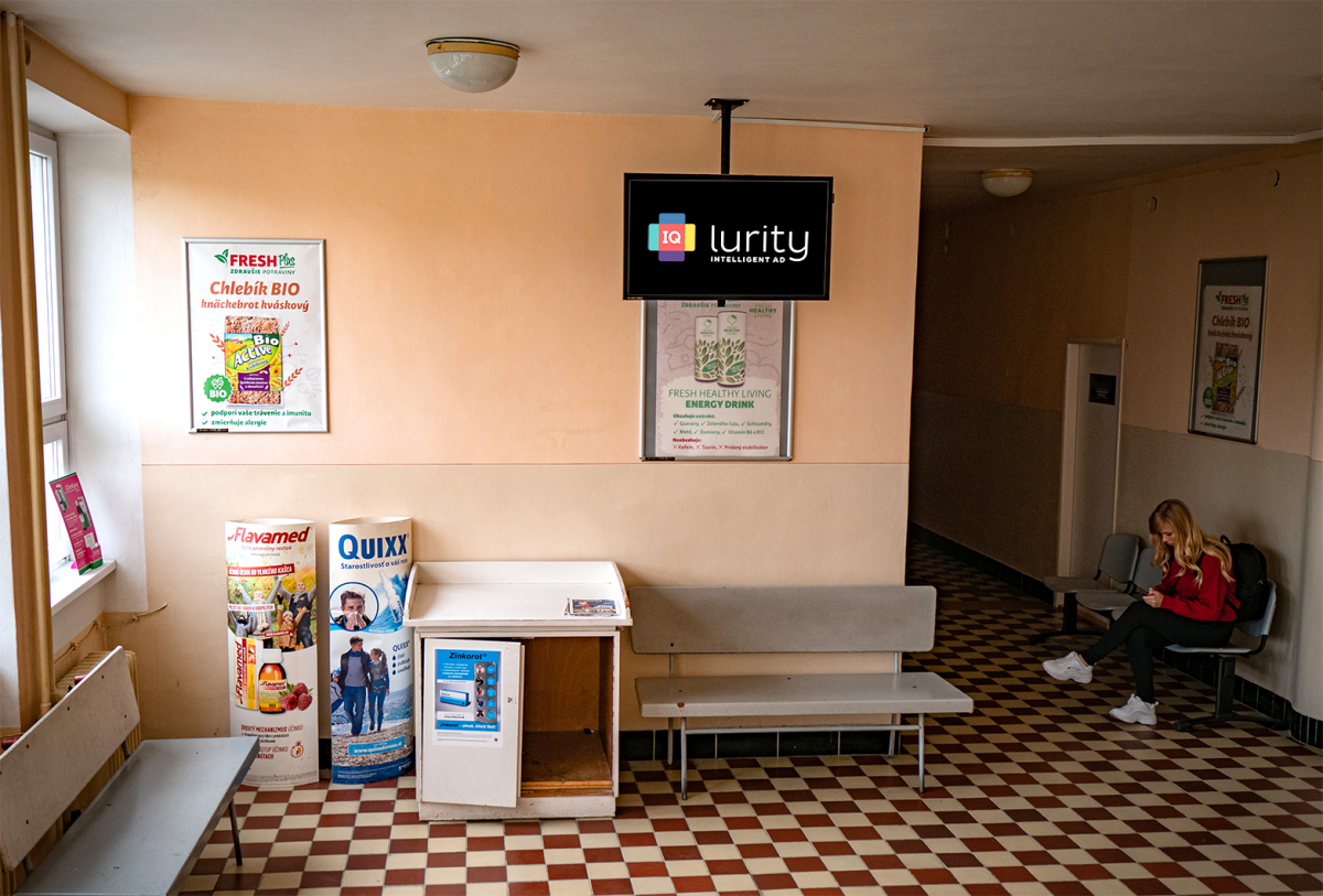 M32, Zdrav. zar. Komenského 37/A, KE — DOOH screen at Poliklinika Sever, Košice
