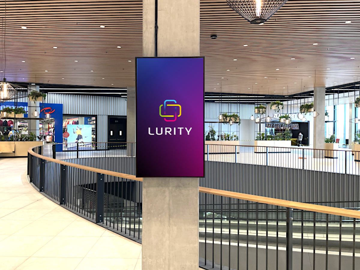 Futurum Brno - Sloup patro — DOOH screen at Obchodní Centrum Futurum 2, Brno