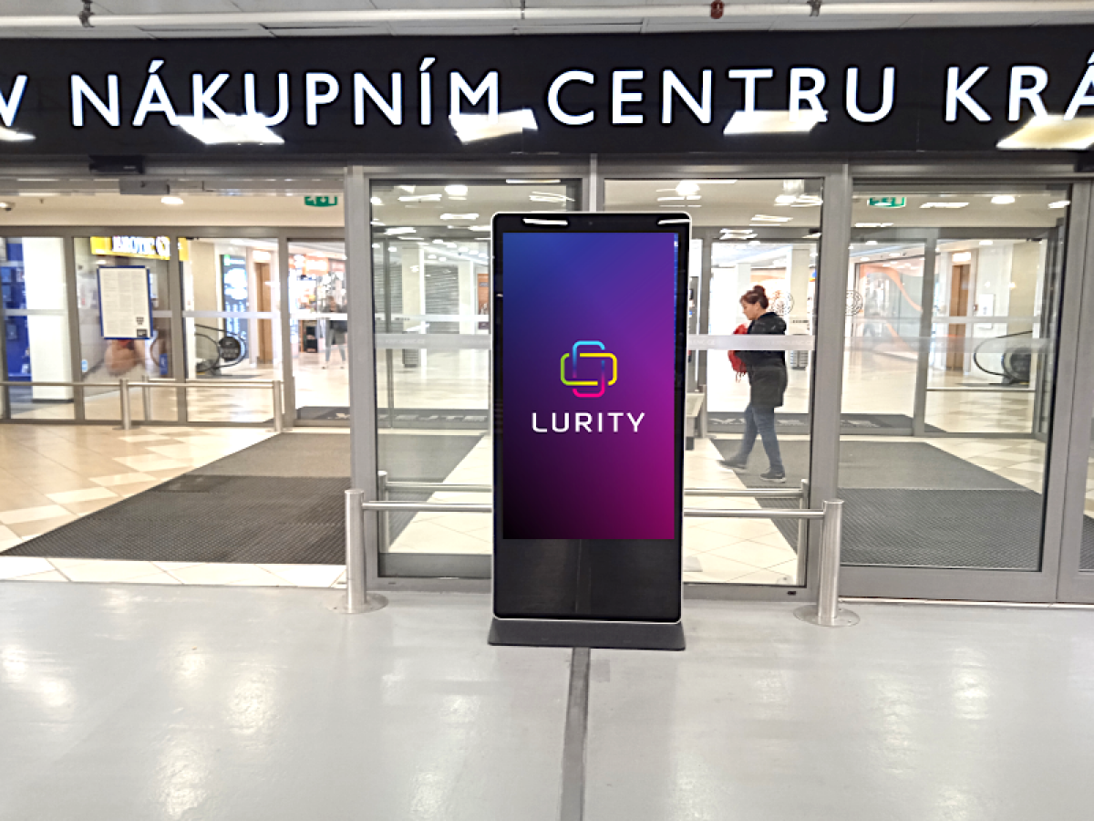 NC Kr. Pole - Garáž — DOOH screen at Nákupní Centrum Královo Pole, Brno