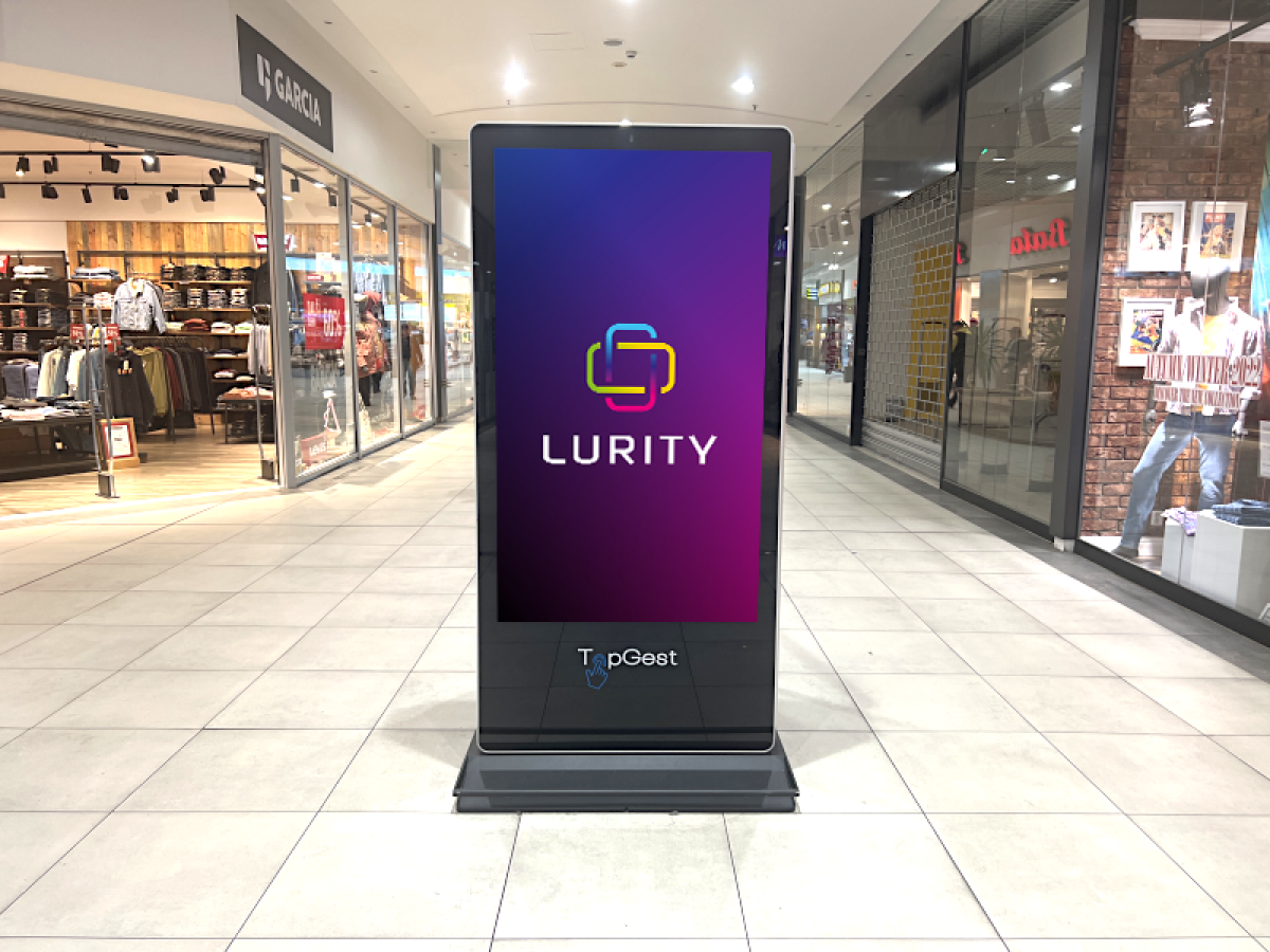 Ostrava Futurum NewYorker — DOOH screen at Obchodní Centrum Futurum Ostrava, Ostrava
