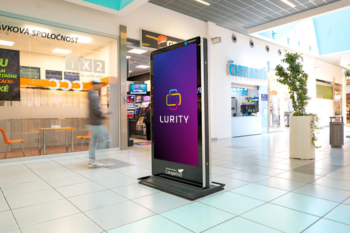 OC Laugaricio Trenčín 3A — DOOH screen at OC Laugaricio, Trenčín