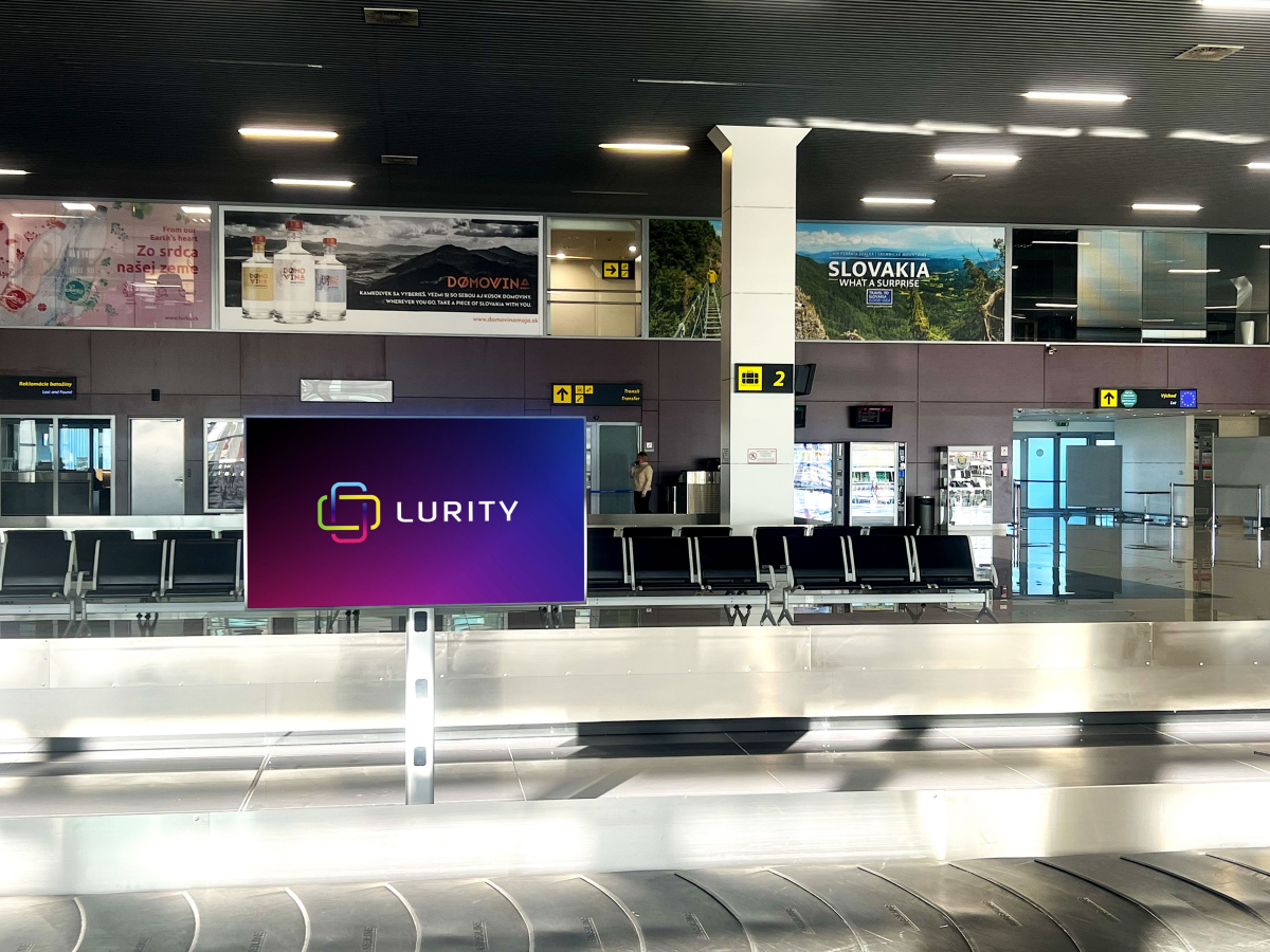 Bratislava Letisko Prilety 3B — DOOH screen at BTS - Bratislavské letisko - Prílety B, Bratislava