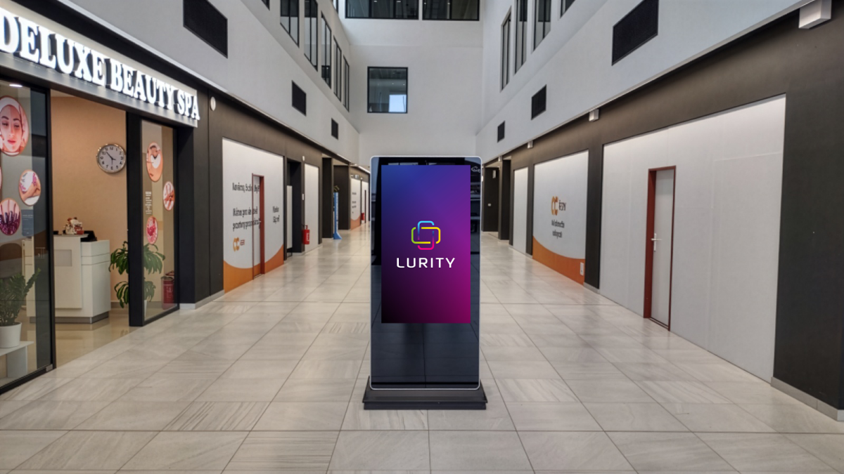 OC Řepy - 3.p východ vchod — DOOH screen at OC Řepy 1, Praha