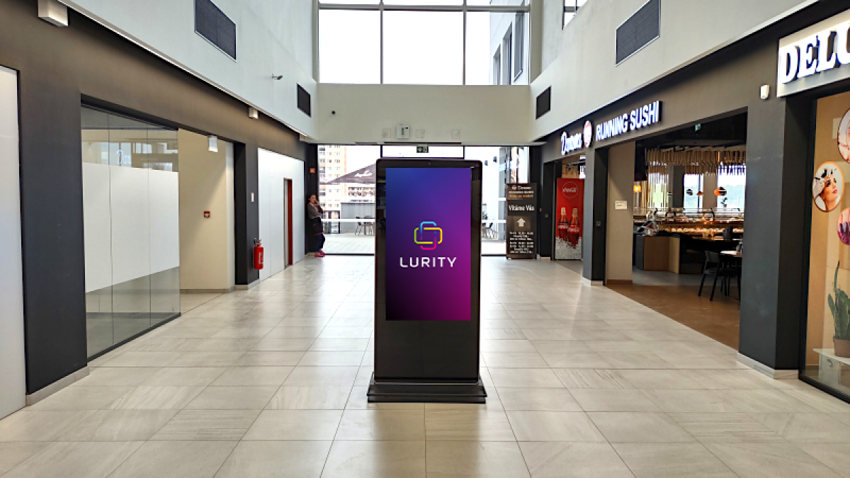 OC Řepy - 3.p vychod chodba — DOOH screen at OC Řepy 2, Praha