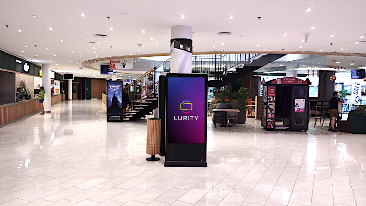 OC Mirage Žilina 4B — DOOH screen at OC Mirage, Žilina