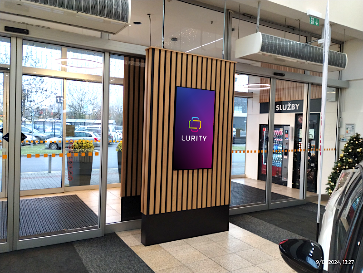 OC Géčko vnútorná — DOOH screen at Géčko České Budějovice, České Budějovice