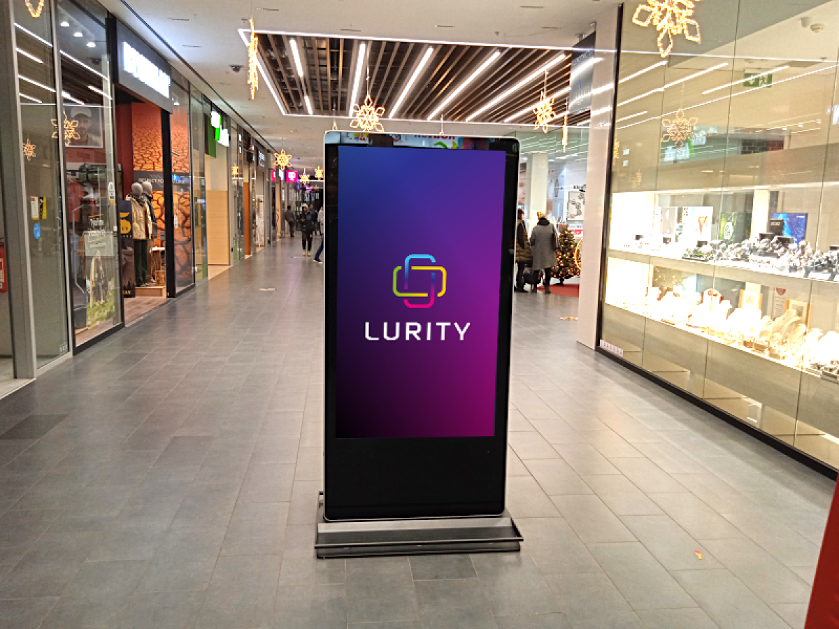 Citypark - Vchod U Dlouhé stěny příď — DOOH screen at Nákupní centrum Citypark Jihlava, Jihlava